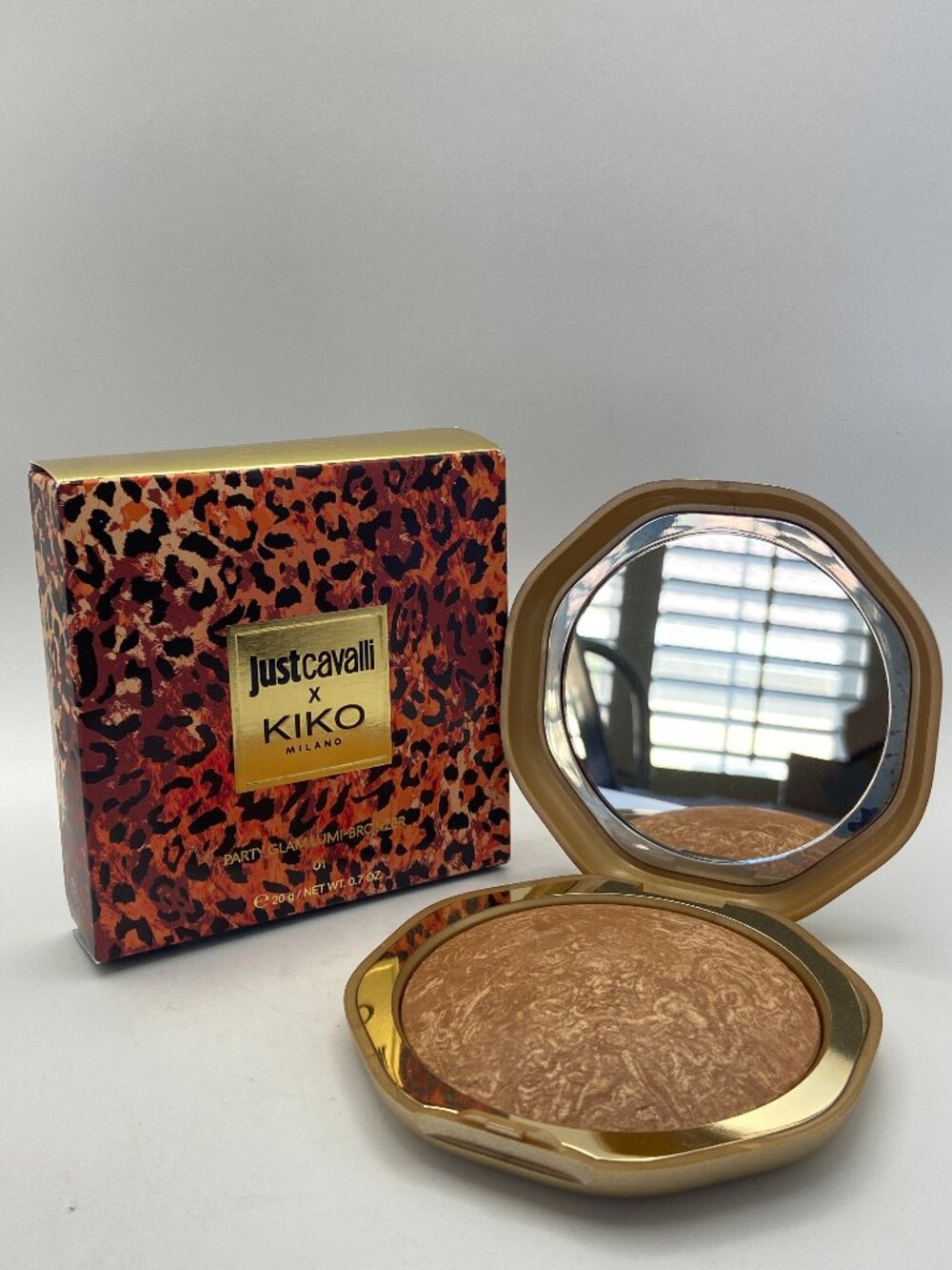 Just Cavalli x Kiko Milano Party Glam Lumi-Bronzer - 01 Bronze Instinct